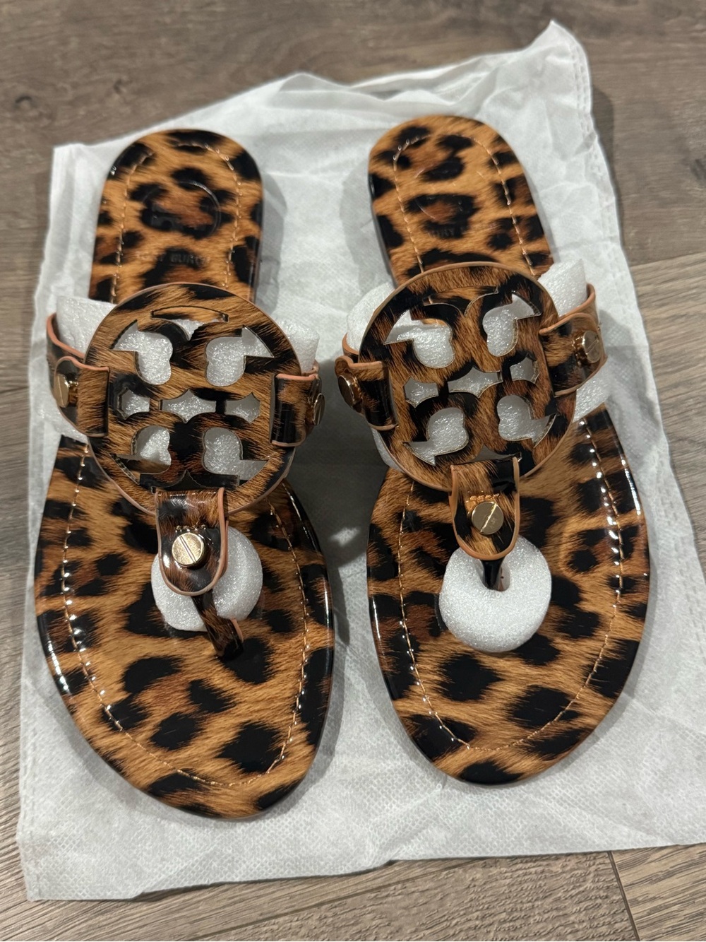 Tory Burch Leopard-Print Logo Thong Sandals - Brown/Black